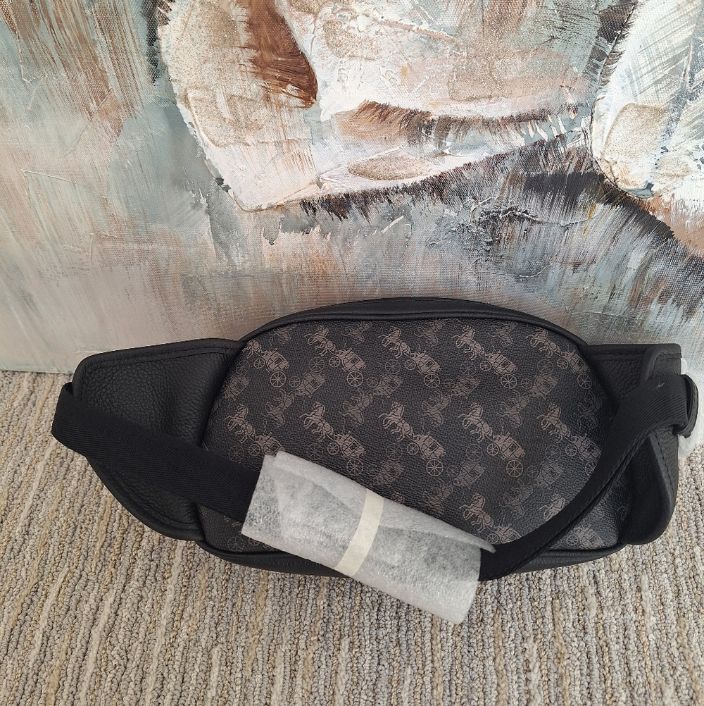 NEW COACH Hitch Belt Bag In Signature Canvas With Horse And Carriage Print $395 - Picture 4 of 13